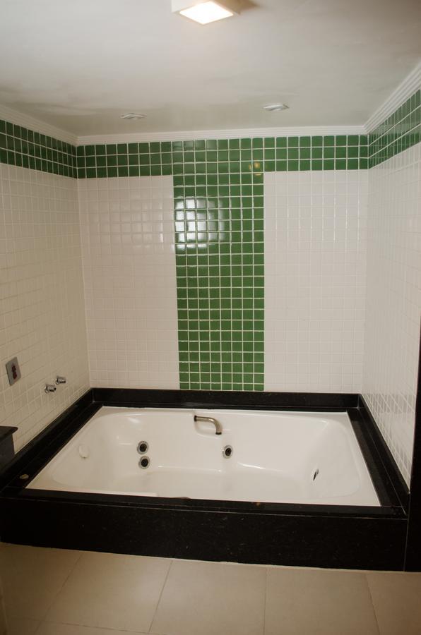 Love hotel (adults Only)